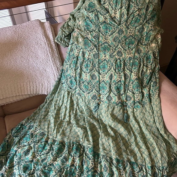 Bright green and blue boho/maxi dress from Zara. - Picture 3 of 4